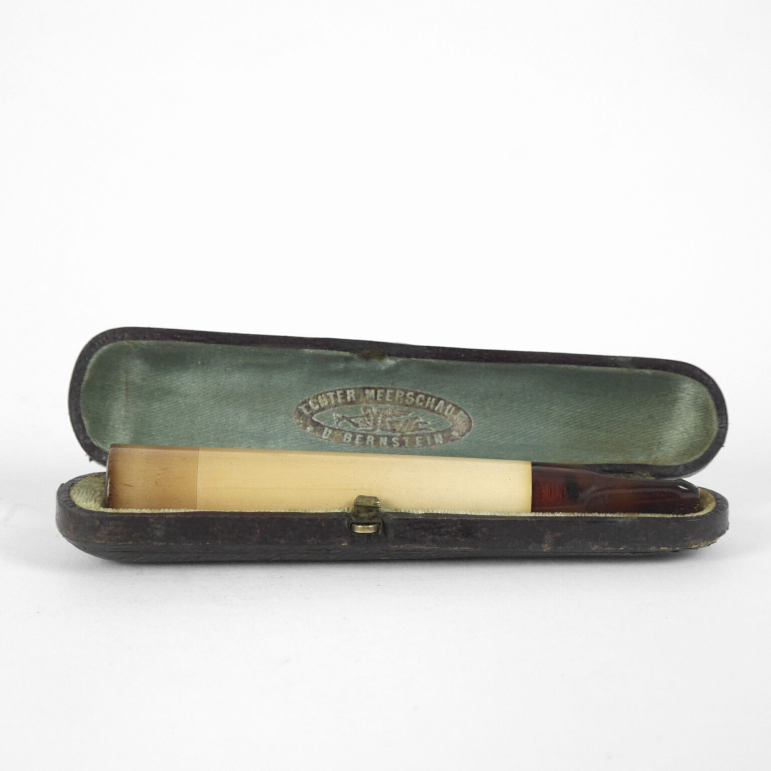 Zigarrenspitze aus Meerschaum mit Bernsteinmundstück